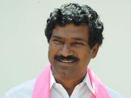 అంతా వాళ్లే: ఎమ్మెల్సీ పల్లా గుండెపై వాలి బోరున విలపించిన మాజీ ఎమ్మెల్యే