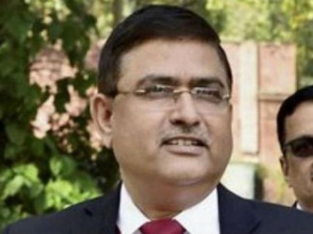 సీబీఐలో లంచం...దేశంలోనే సంచలనం:తమ అధికారి రాకేశ్‌ అస్థానాపైనే సిబిఐ ఎఫ్ఐఆర్ నమోదు