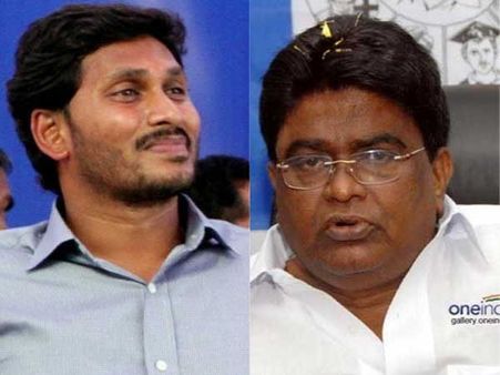 జగన్‌పై ఎఫెక్ట్: గవర్నర్ పాలనకు బీజేపీ, జగన్‌ని పొడవమని వైసీపీ నేతలే కత్తి ఇచ్చారేమో: జలీల్‌ఖాన్