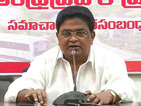 సినిమాల్లో వారసత్వం లేదా?...మరి ఇక్కడ ఎందుకు ఉండకూడదు:పవన్‌ పై జలీల్‌ఖాన్ సెటైర్లు