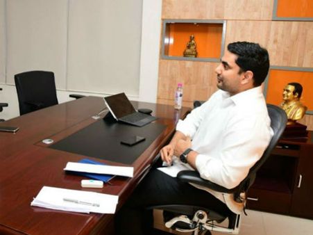 అగ్రి గోల్డ్ బాధితుల కోసం బీజేపీ పోరాటంపై మంత్రి లోకేష్ వరుస ట్వీట్లు;