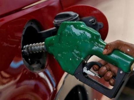 స్వల్పంగా పెరిగిన పెట్రోల్, డీజిల్ ధరలు: హైదరాబాద్ సహా ఏ నగరంలో ఎంత అంటే?