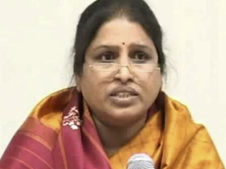 మాజీ స్పీకర్ ప్రతిభా భారతి ఆరోగ్య పరిస్థితి మరింత విషమం...ఆమె భర్త కృష్ణప్రసాద్ కు అస్వస్థత