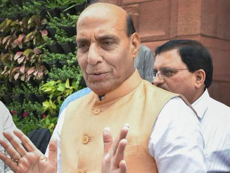 రోహింగ్యా శరణార్థుల వేలిముద్రలను కేంద్రం సేకరిస్తుంది: రాజ్‌నాథ్ సింగ్