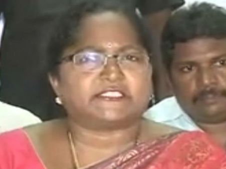 మహిళా ఎమ్మెల్యేపై సోషల్ మీడియాలో బూతు, బెదిరింపు పోస్టింగులు...పోలీసులకు ఫిర్యాదు