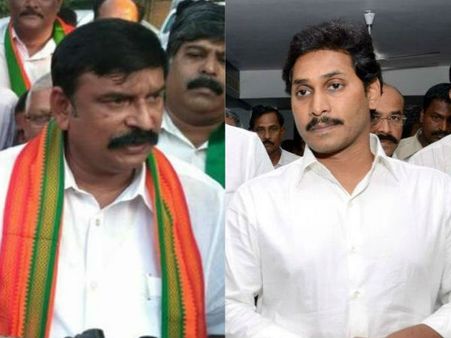 జగన్ అలా అనకూడదు: దాడి ఘటనపై విష్ణు, 'అప్పుడే ఢిల్లీ డైరెక్షన్లో అసలు కథ ప్రారంభం'