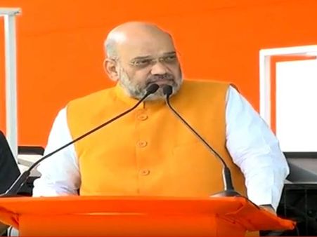 మోడీ ఎఫెక్ట్.. అందుకే కేసీఆర్ ముందస్తు, మైనార్టీ రిజర్వేషన్లు ఇవ్వనివ్వం: అమిత్ షా నిధుల లెక్క