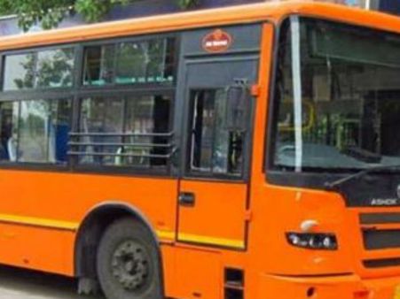 ఛీ..ఛీ ఇదేం పాడు పని: మహిళా జర్నలిస్టును చూసి వీడు ఏంచేశాడంటే..?