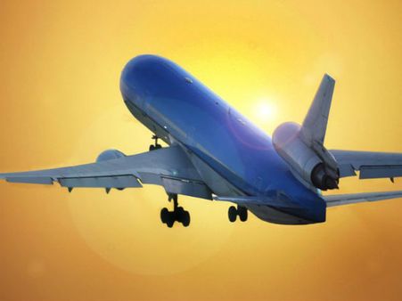 ముంబై దాడులు జరిగిన రోజున కలకలం: ఈ విమానంలో ఉగ్రవాది ఉన్నాడు