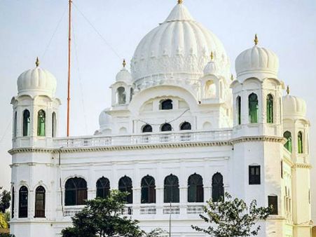 సిక్కుల కోసం: పాక్‌లోని కర్తాపూర్ గురుద్వారా కారిడార్ నిర్మాణానికి కేంద్ర కేబినెట్ ఆమోదం