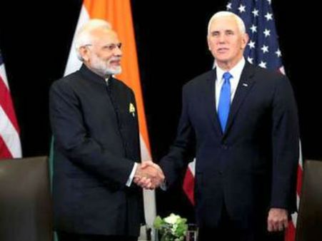 మోడీ-పెన్స్‌ల భేటీ: H-1B వీసా నిర్ణయాన్ని ట్రంప్ పునఃసమీక్షిస్తారా.. ?