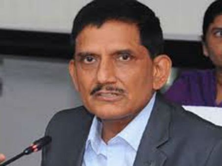 'జగన్ పై దాడి' శ్రీనివాస్ కు రిమాండ్ గడువు పెంపు;జగన్ పాదయాత్రకు భద్రత పెంచుతాం:డిజిపి ఠాకూర్‌