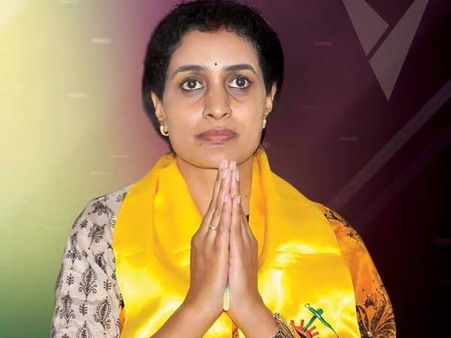 సుహాసిని కోసం క‌దులుతున్న ప‌రిశ్ర‌మ‌..! మద్దతు తెలుపుతున్న సినీ తార‌లు..!!