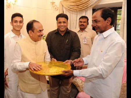 మహమూద్ అలీకి హోంశాఖ కేటాయింపు, కేసీఆర్ నిర్ణయం