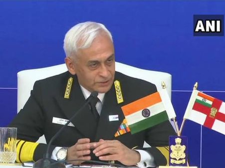 అనిల్ అంబానీ ఆర్ఎన్ఈఎల్‌ను ప్రత్యేకంగా చూడటం లేదు: నేవీ చీఫ్