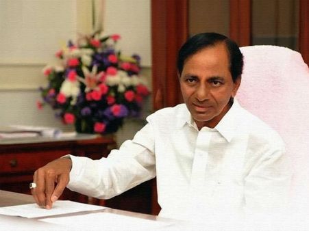 ఢిల్లీ పైనే కేసిఆర్ దృష్టి : మూడు నెల‌ల్లో పూర్త‌వ్వాలి : ఈ హడావుడి అంత‌ర్యం ఏంటి..!