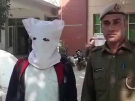 వీడు తండ్రేనా : మూడేళ్ల కూతురిపై అత్యాచారం చేసిన దౌర్భాగ్యుడు