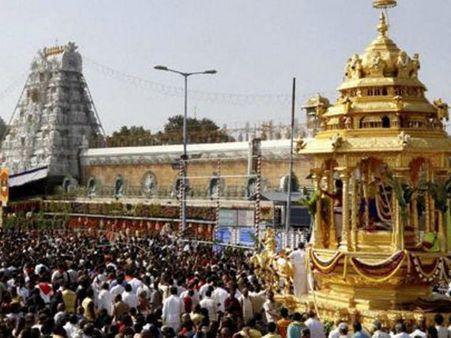 నాకు ప్రాధాన్య‌త ఇవ్వ‌రా : టిటిడి వారి సేవ‌లో త‌రిస్తోంది : వైసిపి నేత హ‌ల్‌చ‌ల్‌