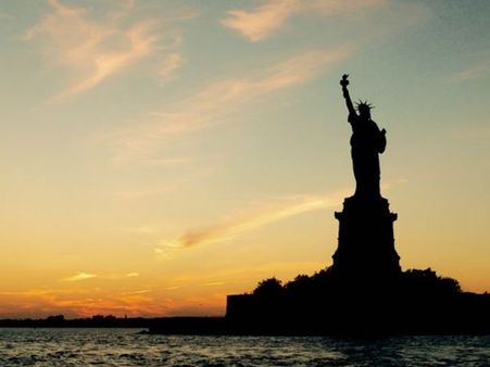 అమెరికాలో విద్యార్థుల అరెస్ట్: సాయం చేసేందుకు ముందుకొచ్చిన తెలుగు సంఘాలు