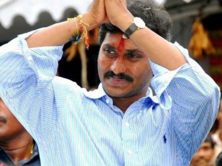 జ‌గ‌న్ పై ఆధ్యాత్మిక దాడి..! : హైందవ ద్వేషిగా ముద్ర‌కు కుట్ర : నెపం మా పై నెట్టాల‌ని..