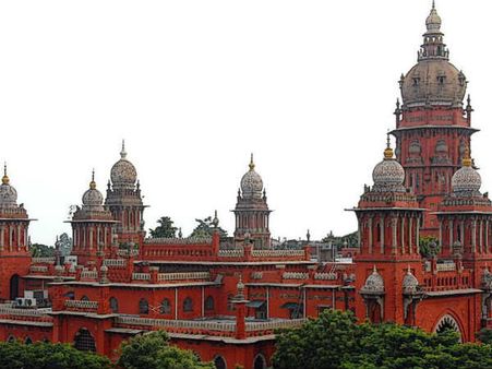 కేంద్రానికి మద్రాస్ హైకోర్టు ఆదేశం: రిజర్వేషన్‌ చట్టంపై లిఖితపూర్వక వివరణ ఇవ్వండి