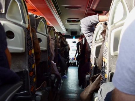 కొత్త రూల్స్.. పబ్లిక్ ట్రాన్స్‌పోర్టుకు జీపీఎస్