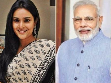 'బొమ్మ' చూపించారు!: మోడీ పాలనపై నటి రమ్య పోస్ట్‌లు, దిమ్మతిరిగేలా కౌంటర్లు