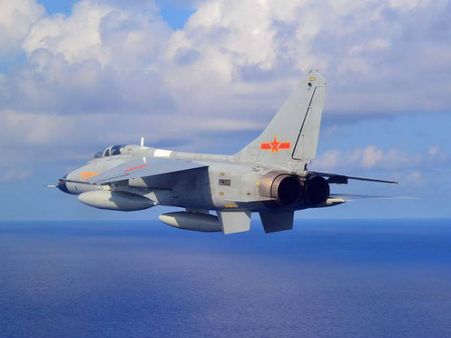 24 విమానాలతో భారత భూభాగంలోకి పాకిస్తాన్, అడ్డుకున్న 8 భారత విమానాలు