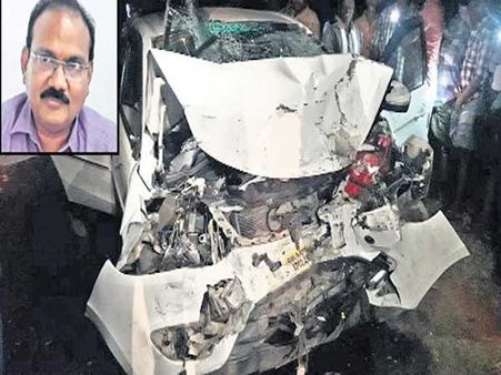 మున్సిపల్‌ కమిషనర్‌ సహా నలుగురి దుర్మరణం : ముగ్గురి పరిస్థితి విషమం