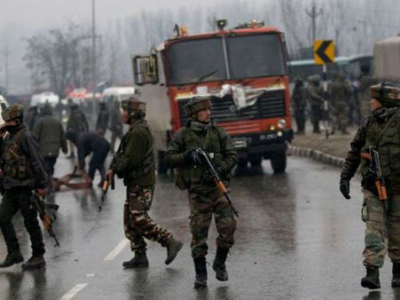 దాడిని మరిచిపోం, వారిని వదలం: సీఆర్పీఎఫ్, స్వేచ్ఛఇచ్చిన మోడీ.. సర్జికల్ స్ట్రయిక్ 2 ఉంటుందా?