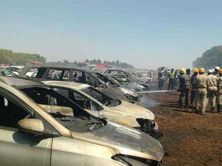 బెంగళూరు ఎయిర్ షో ప్రమాదం: తగిన జాగ్రత్తలు తీసుకోకపోవడంతోనే భారీ అగ్నిప్రమాదం సంభవించిందా..?