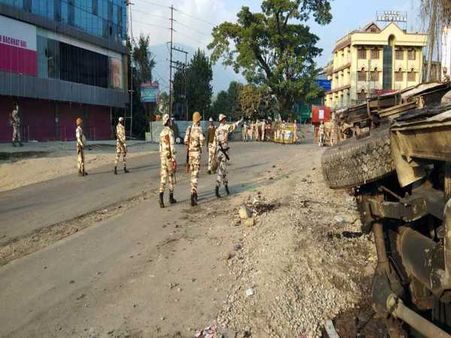 అరుణాచల్ ప్రదేశ్‌లో ఉద్రిక్తత, రెచ్చిన నిరసనకారులు: పీఆర్సీపై తగ్గిన ప్రభుత్వం