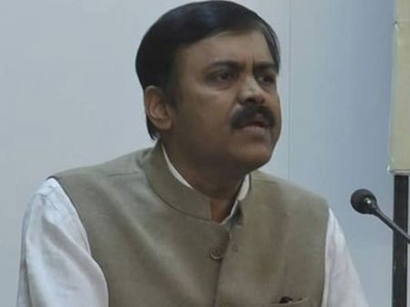 జీవిఎల్ పై స‌భా హ‌క్కుల ఉల్లంఘ‌న : స‌్పీక‌ర్ కు టిడిపి ఎమ్మెల్యే నోటీసు