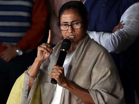 కేంద్రం, బెంగాల్ మ‌ద్య యుద్ద వాతావ‌ర‌ణానికి ఆ రెండు స్కాం లే కార‌ణ‌మా..? ఏంట‌వి..??