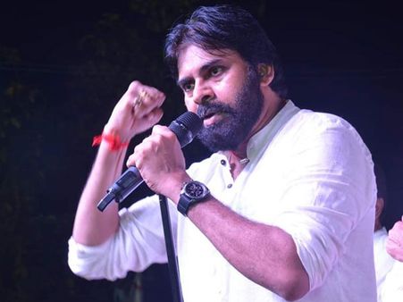 ఏపీలో కాదు..కేంద్రంలో చ‌క్రం తిప్పాలి..! అందుకోసం ఆ ఎనిమిది గెలావాలంటున్న గ‌బ్బ‌ర్ సింగ్..!!