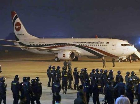 భార్యతో గొడవ.. హైజాకర్ చేతిలో బొమ్మ తుపాకి: విమానం హైజాకింగ్ కేసులో ట్విస్ట్