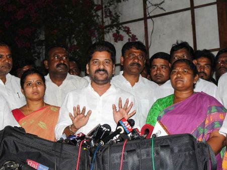 వేర్వేరు గదుల్లో.. ప్రశ్నలు పోల్చుకొని.. 8 గంటలు విచారణ: రేవంత్ రెడ్డి ఏం చెప్పారంటే?