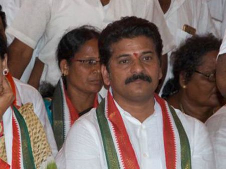 ఓటుకు నోటు కేసు: రేపు ఈడీ ముందుకు రేవంత్ రెడ్డి, ఏం చెబుతారు?