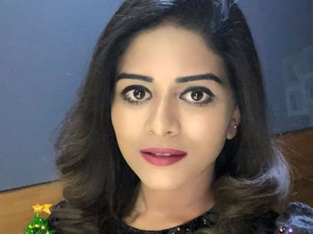 దీని 'శిఖ' త‌ర‌గ‌..! ఎంత ప‌ని చేసింది..! సొంత మామను అంతం చేసిందా?