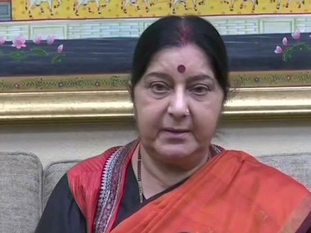 మీ వెంటే: అఖిలపక్ష సమావేశంలో కాంగ్రెస్, దాడుల గురించి అమెరికాకు చెప్పాం.. సుష్మాస్వరాజ్