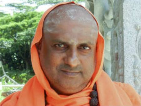 సుత్తూరు జాత్రలో పేలిపోయిన నైట్రోజన్ బెలున్, మైసూరు స్వామీజీ బచావ్, నాయకులకు గాయాలు !