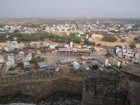 తెలంగాణాలో నామినేషన్ల పరిశీలన పూర్తి ... భువనగిరి పెండింగ్ ఎందుకంటే