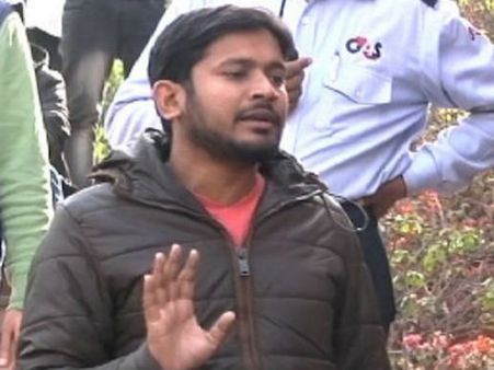 రాజకీయాల్లోకి కన్నయ్య కుమార్ ఎంట్రీ: లోక్ సభకు పోటీ: పిలిచి టికెట్ ఇచ్చారు!