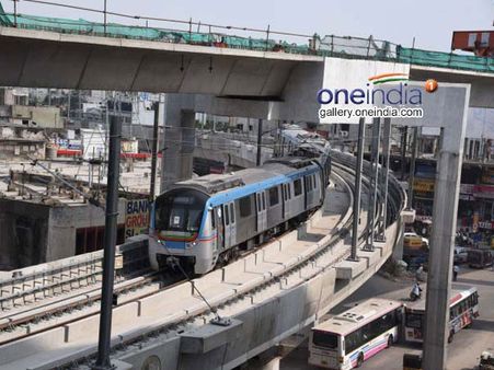 వేగం పెంచిన మెట్రో..! రెండు నిమిషాలకు ఓ రైలుతో య‌మా దూకుడు..!!