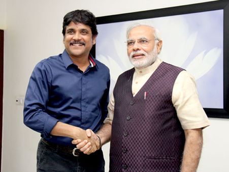 ఎన్నికలు: ఈనాడు పేపర్, నాగార్జున, కేసీఆర్, జగన్, చంద్రబాబులకు మోడీ విజ్ఞప్తి