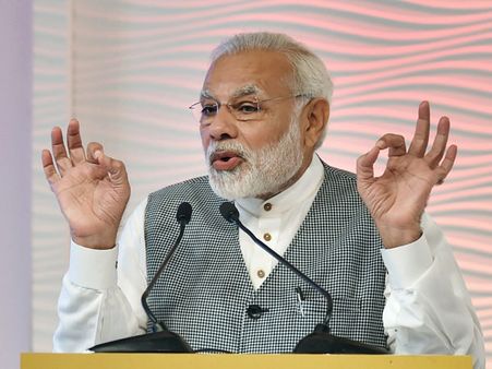 మోడీకి ఈసీ క్లీన్ చిట్