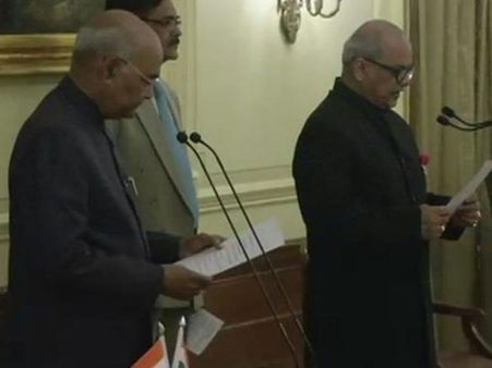 భారత తొలి లోక్‌పాల్‌గా జస్టిస్ పీసీ ఘోష్ ప్రమాణస్వీకారం