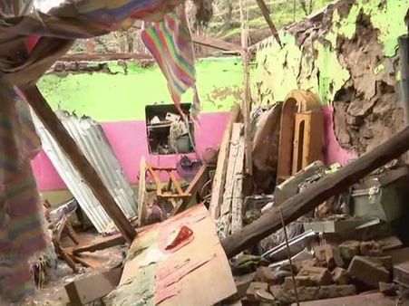 సరిహద్దులో పాక్ కాల్పులు .. ముగ్గురు పౌరుల మ‌ృతి