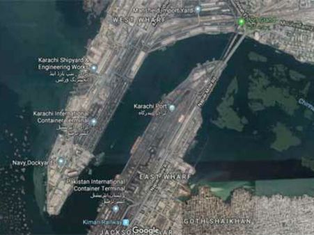 భారత్ సర్జికల్ స్ట్రైక్స్ దెబ్బ: నౌకాశ్రయాలను వదిలి వెళ్లిన పాక్ నావికాదళం, ఎందుకంటే?