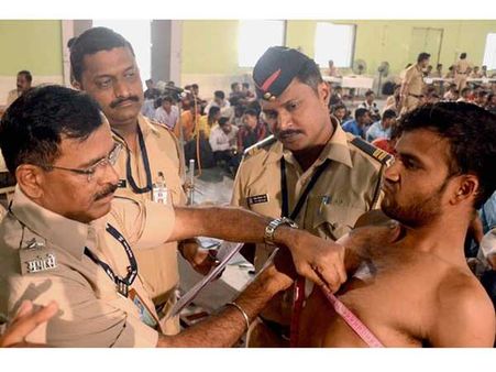 సాంకేతికత తెచ్చిన తంటా : ఫిజికల్ టెస్ట్ ల్లో టైం ఛేంజ్, క్యాండెట్ల ఆందోళన